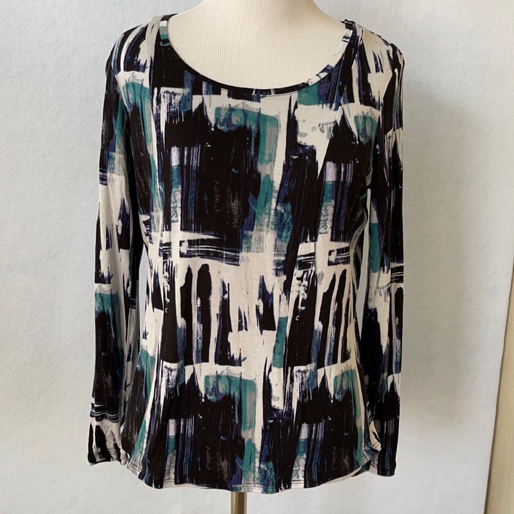 Simply Vera Abstract Long Sleeve Lightweight Tee